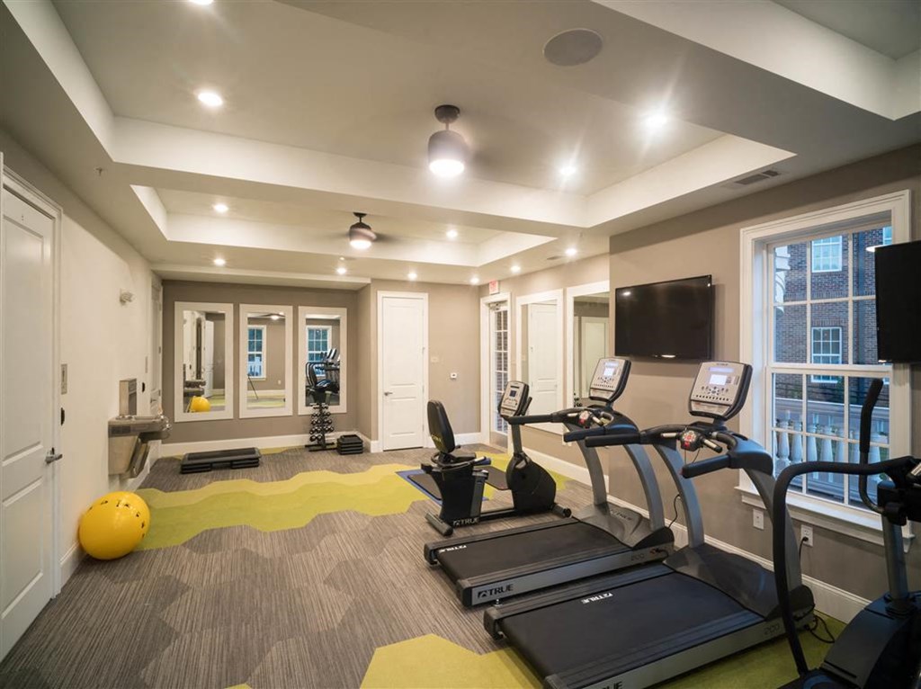 the gym at the monarch apartments