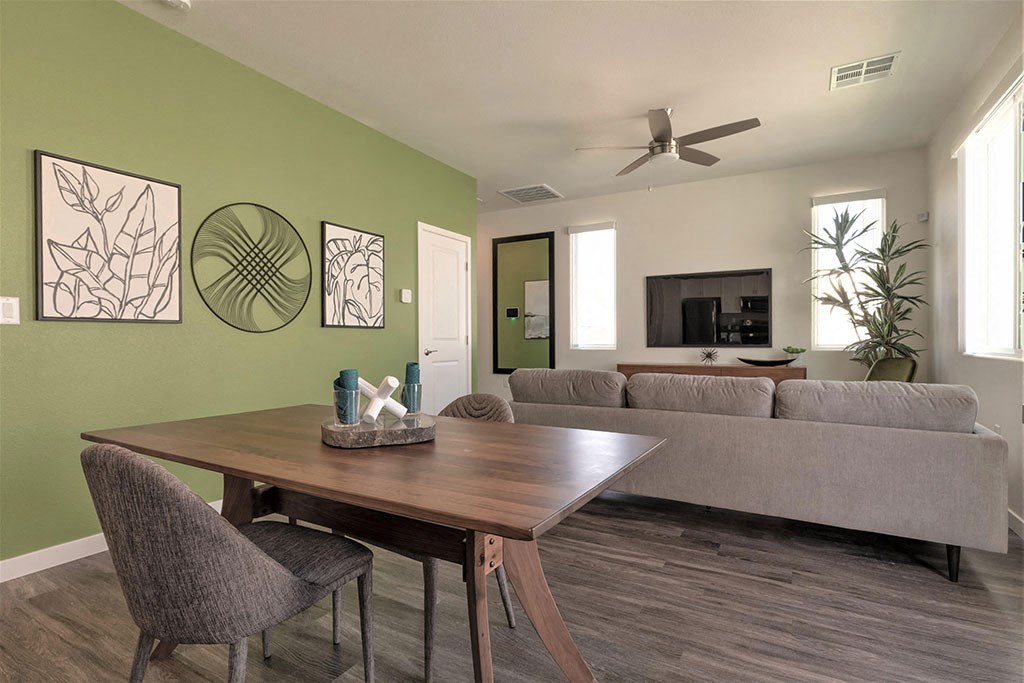 The Alowyn Homes At Centennial