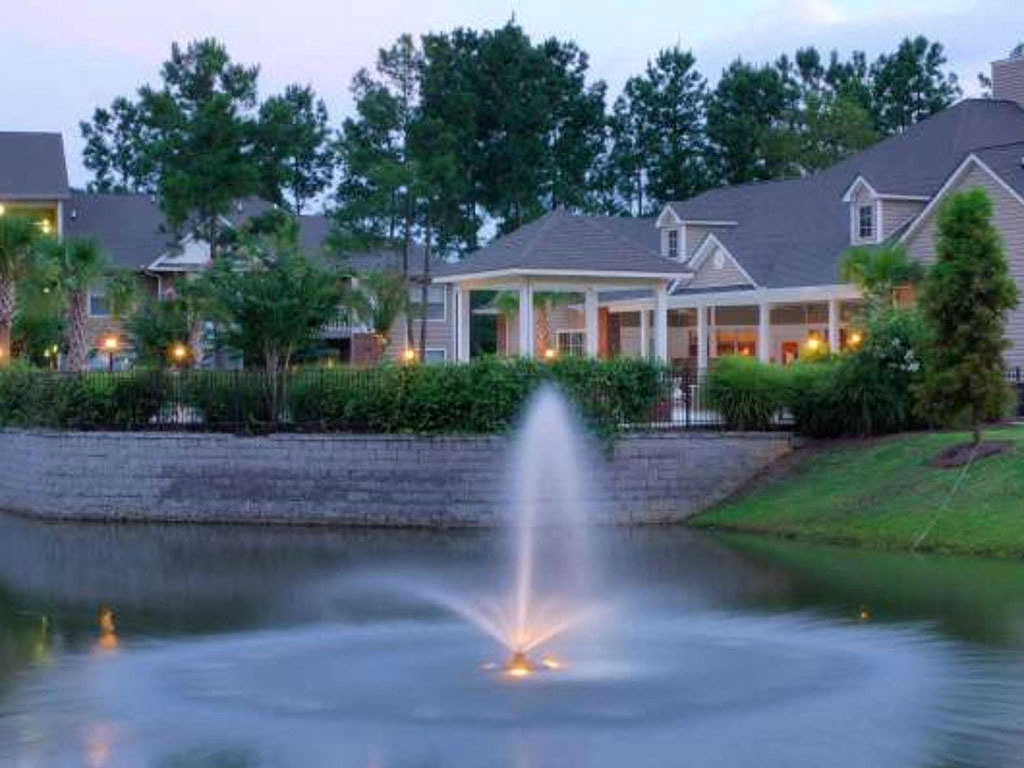 Coventry Green Apartments