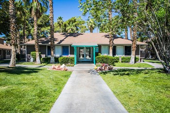 4255 West Viking Rd Studio-3 Beds Apartment for Rent - Photo Gallery 5