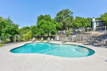 Forest Glen Apartments