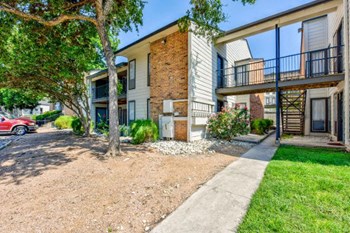 11600 Huebner Road Studio-2 Beds Apartment for Rent - Photo Gallery 3