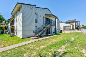 11600 Huebner Road Studio-2 Beds Apartment for Rent - Photo Gallery 4