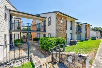 11600 Huebner Road Studio-2 Beds Apartment for Rent - Photo Gallery 6