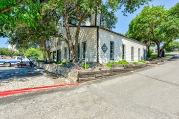 Forest Glen Apartments