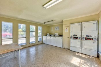 Forest Glen Apartments