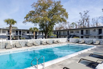 Cedar Hill Apartments