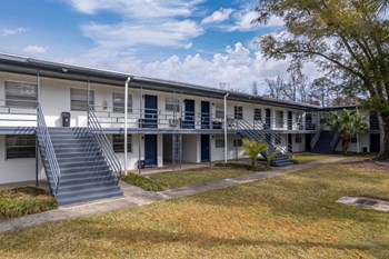 Cedar Hill Apartments