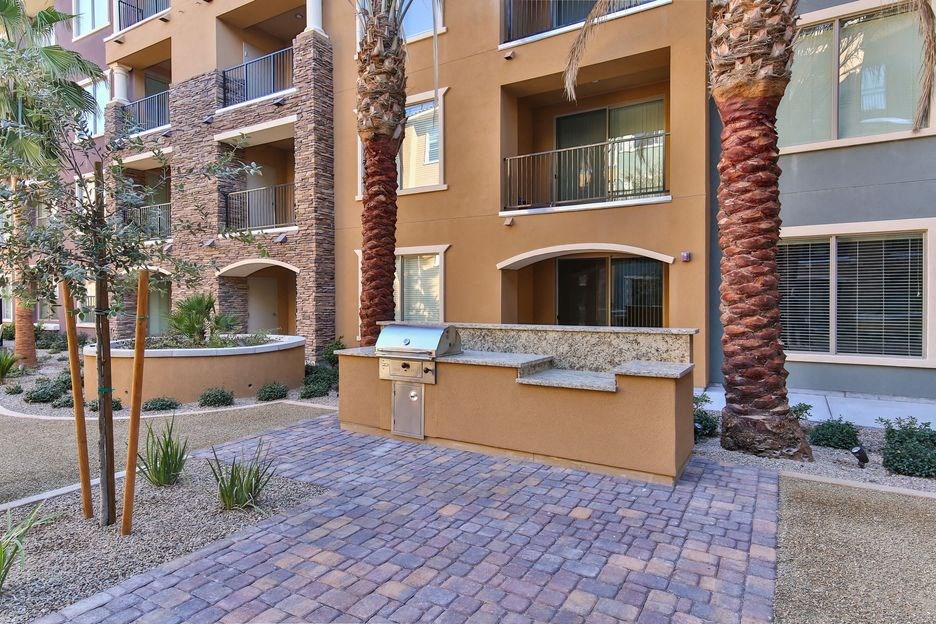 Adobe at Red Rock, Las Vegas Apartments, sparkling pool.
