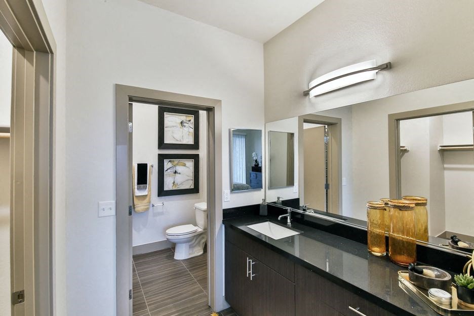 Adobe at Red Rock, Las Vegas Apartments, modern bathroom
