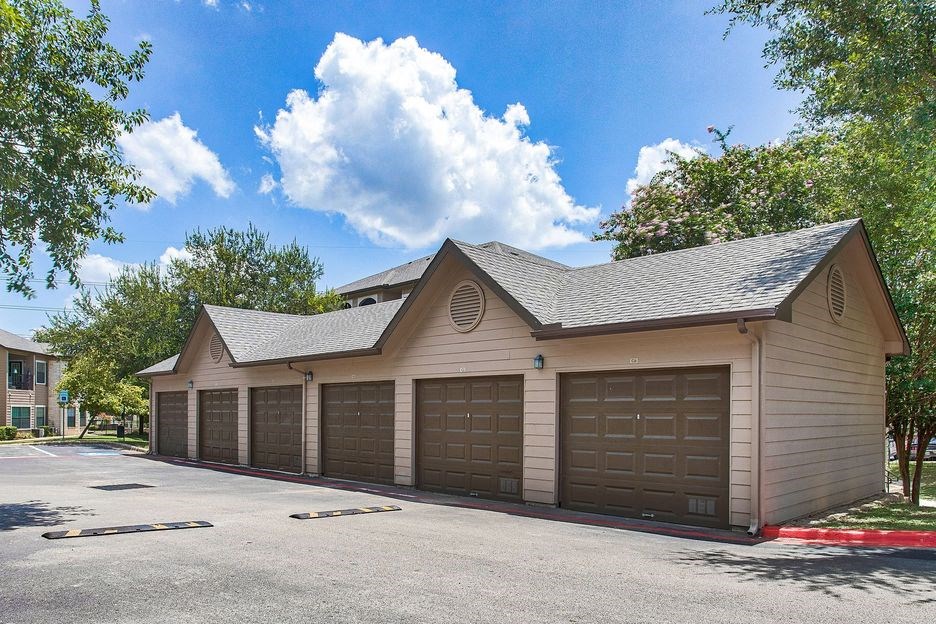 Mission Oaks Apartments, 7575 Callaghan, San Antonio, TX RentCafe