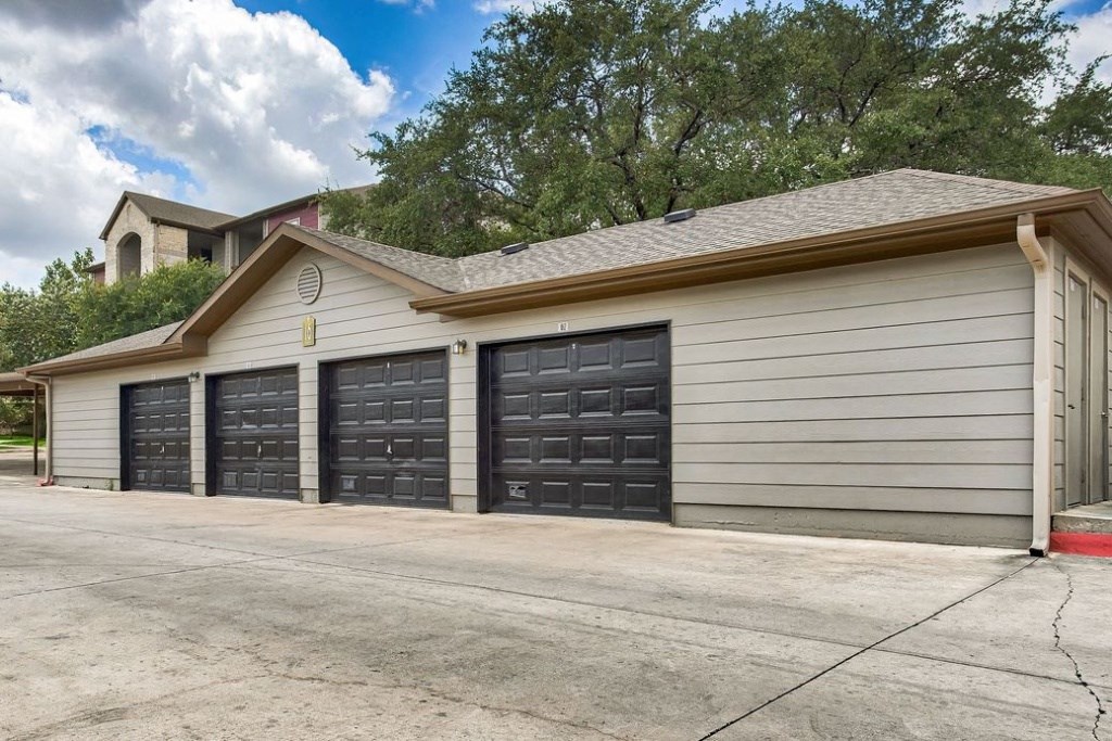 Multiple private garages for use