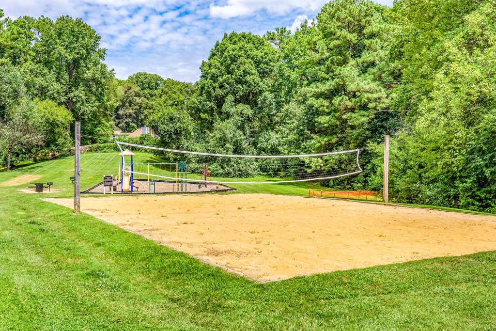 Grand Arbor Reserve apartments in Raleigh North Carolina photo of volleyball court