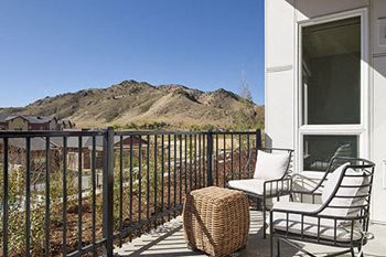 Patio/Balcony with mountain views