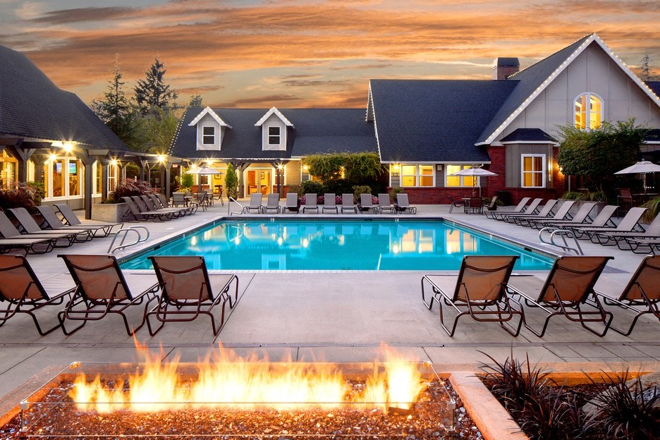 the swimming pool at the inn of the five graces