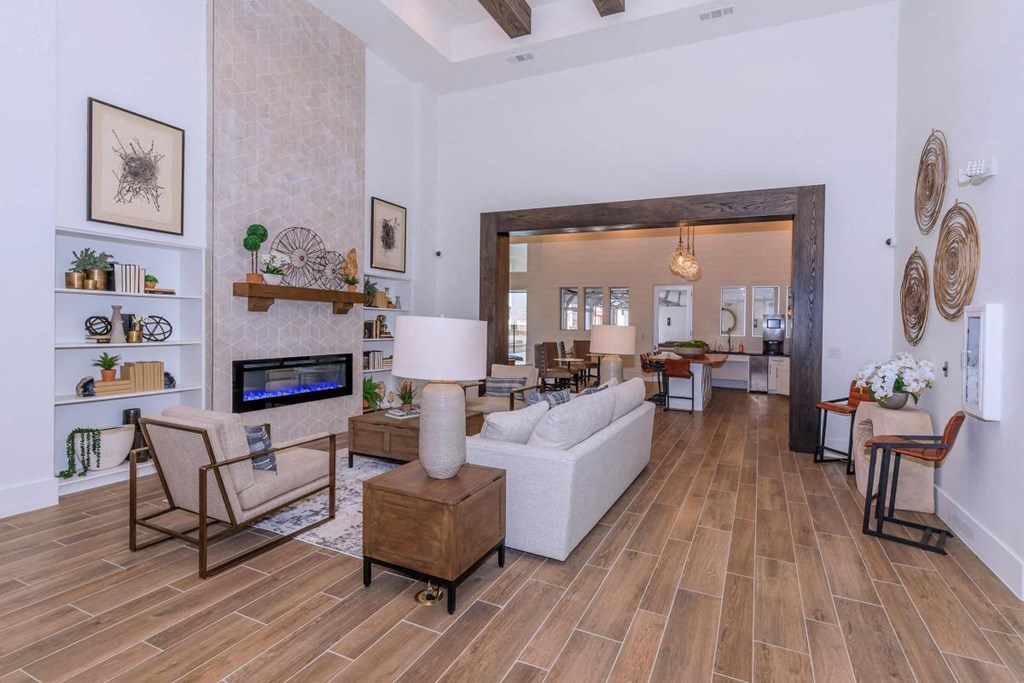 Luxia Rockwall Downes