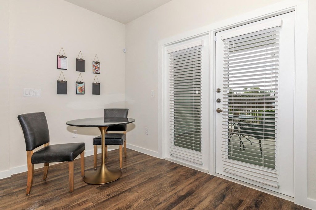 Luxia Rockwall Downes