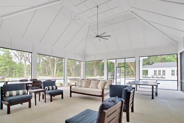 Omnia at Richmond Hill Townhomes in Georgia photo of covered Pavillon