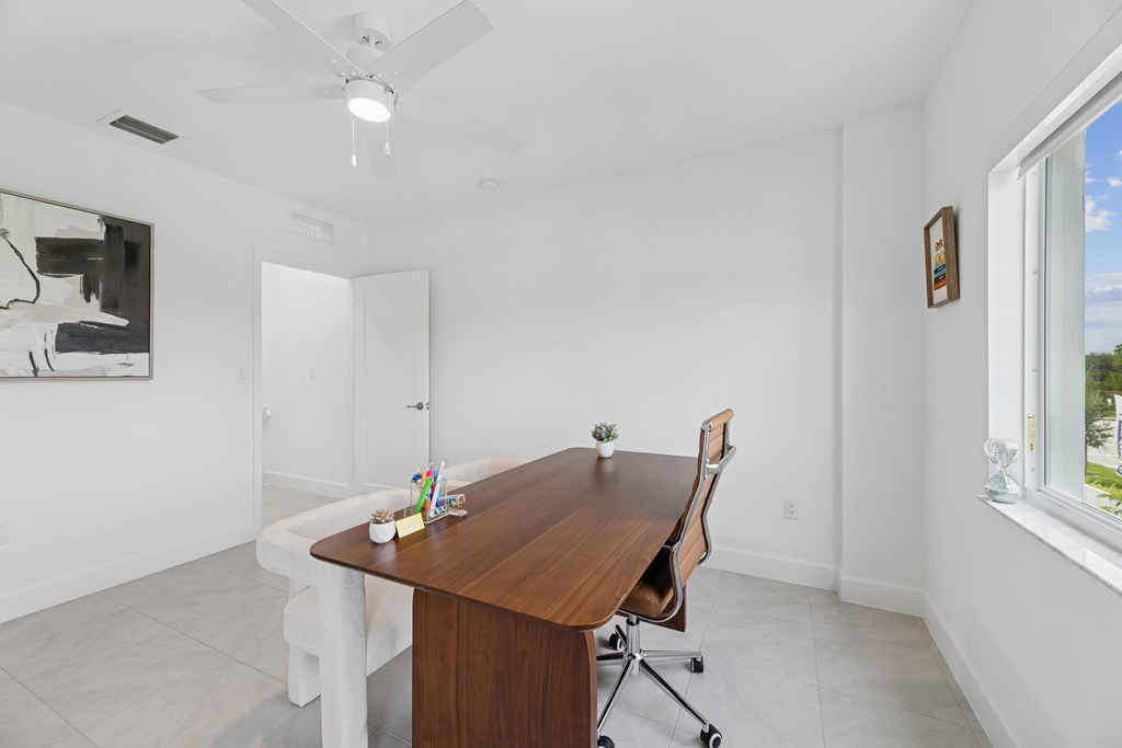 Pearl at Pompano Beach Townhomes in Pompano Beach, FL office