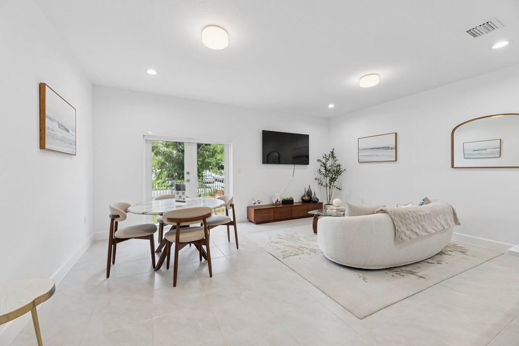 Pearl at Pompano Beach Townhomes in Pompano Beach, FL open concept living room