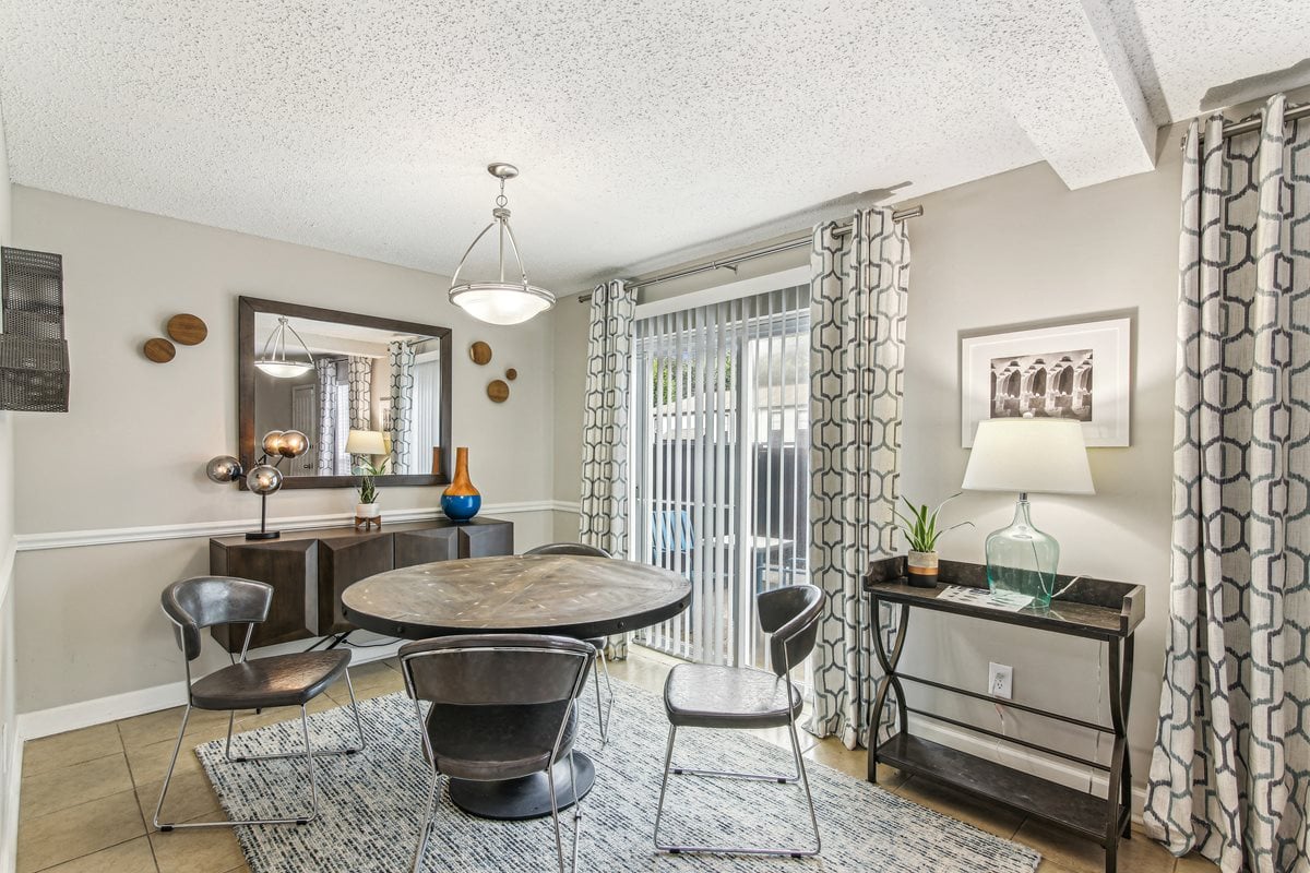 Elliot Norcross Apartments