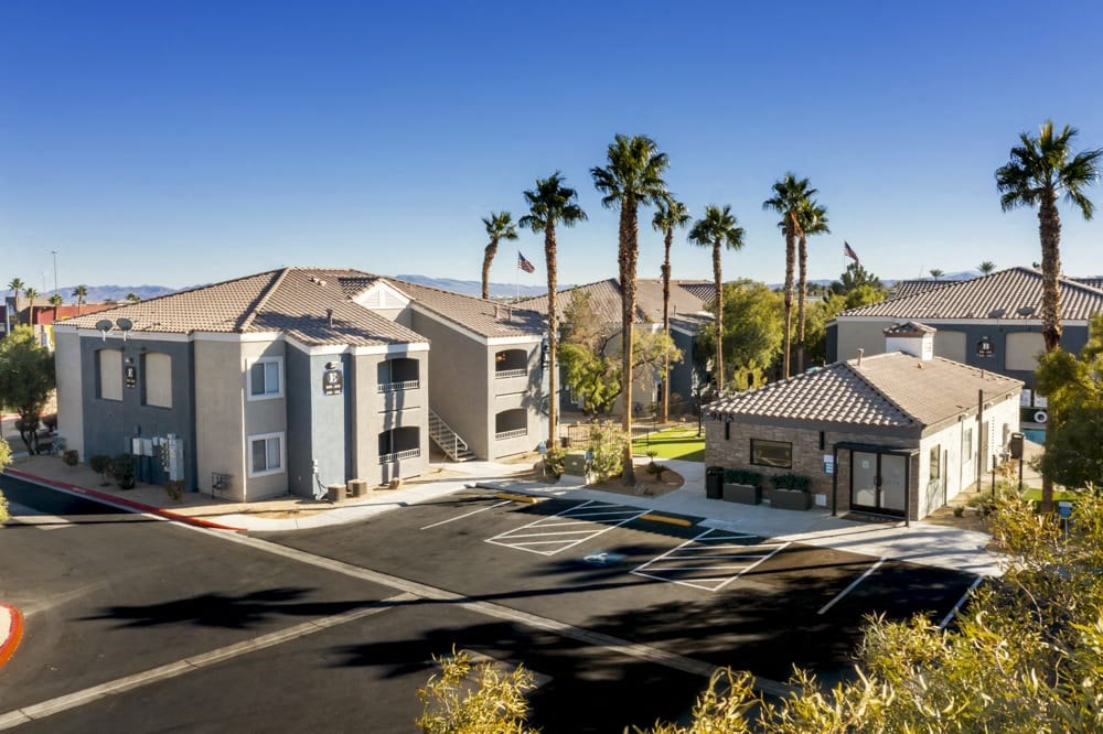 the estates at wellington green apartments photo #1