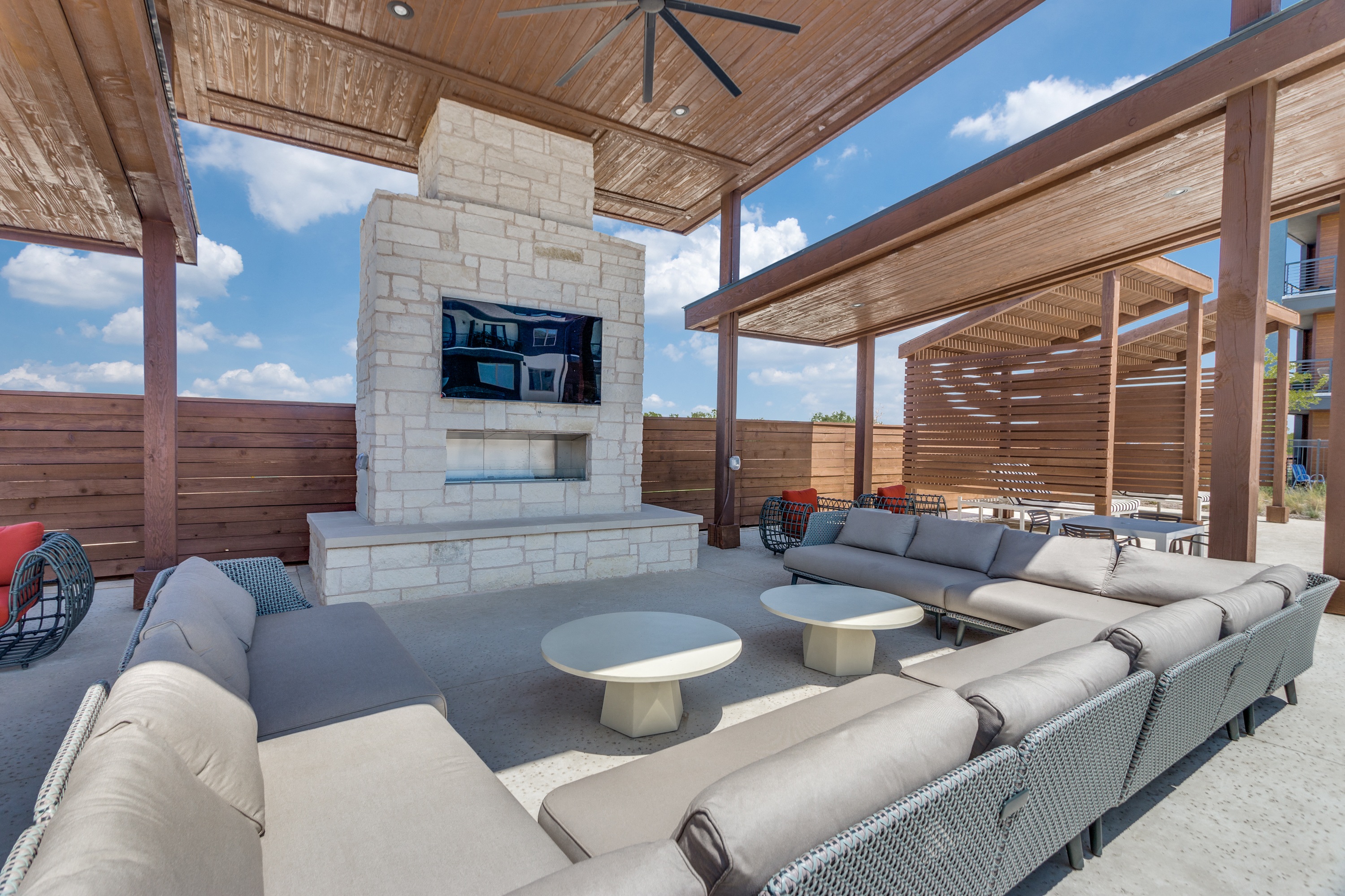 The Henley Apartments, 3850 Double Oak, Grand Prairie, TX - RentCafe