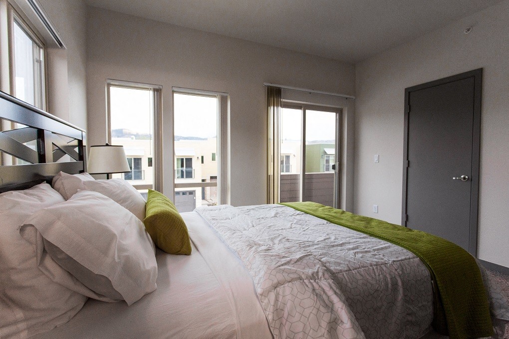 Spacious bedrooms with lots of natural light