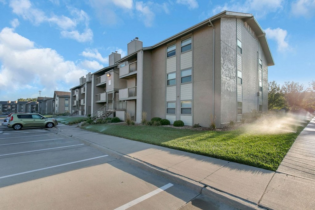 Apartments in Wichita Parking