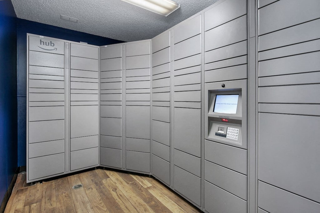 Wichita apartments accepting packages