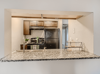 breakfast bar at Live on Federal Apartments - Photo Gallery 3