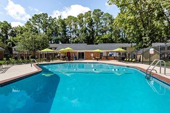 outdoor swimming pool