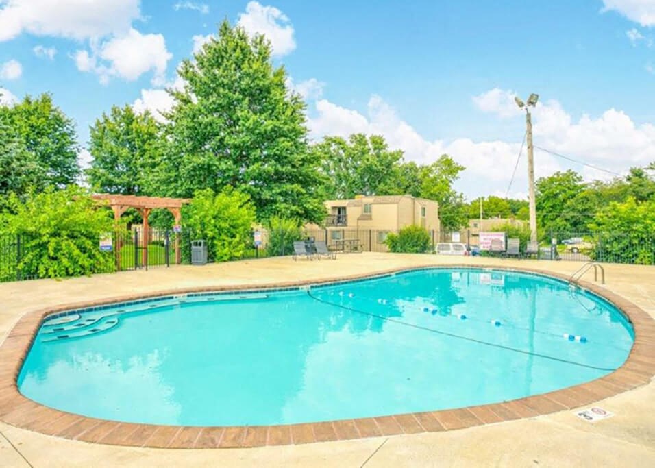 Grant 79 swimming pool