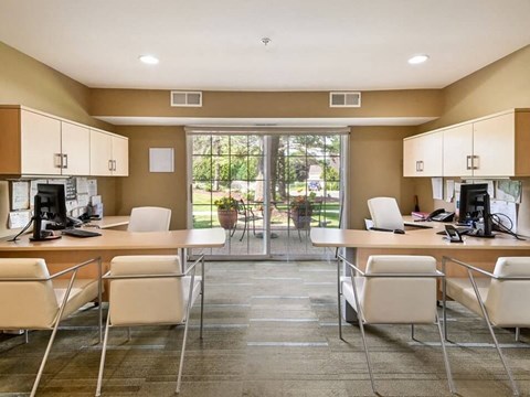 New Fountains Apartments Leasing Office