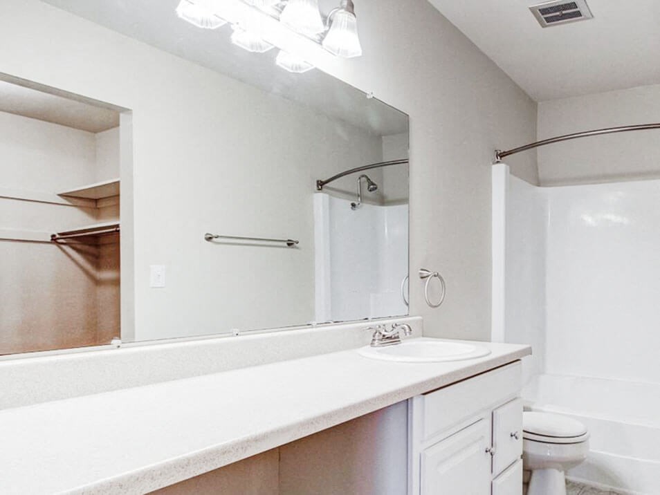 Modern apartment bathroom with tub