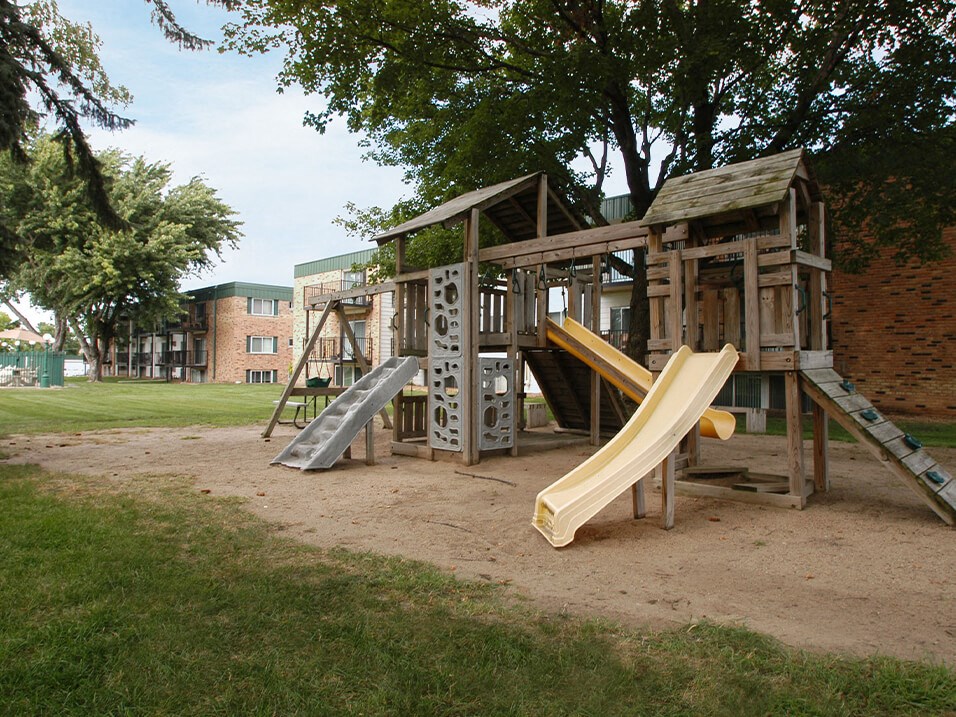 PLayground at Heritage Manor Apartments