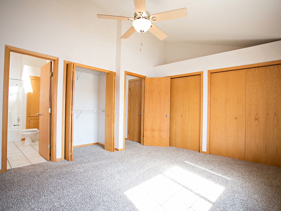 master bedroom at Crystal bay townhomes