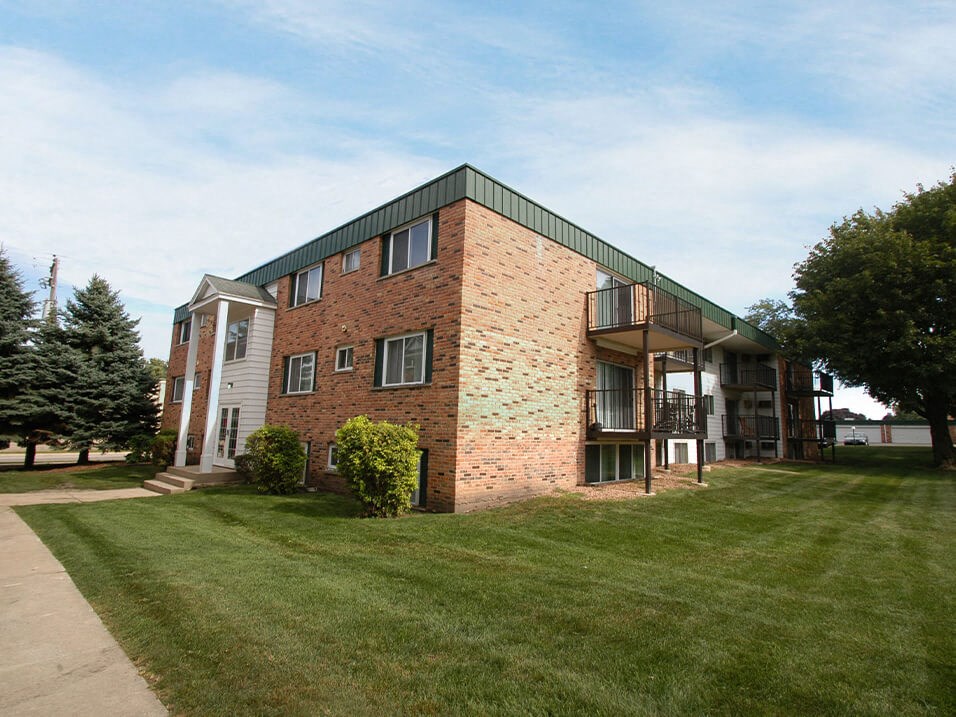 Heritage Manor apartments in rochester mn