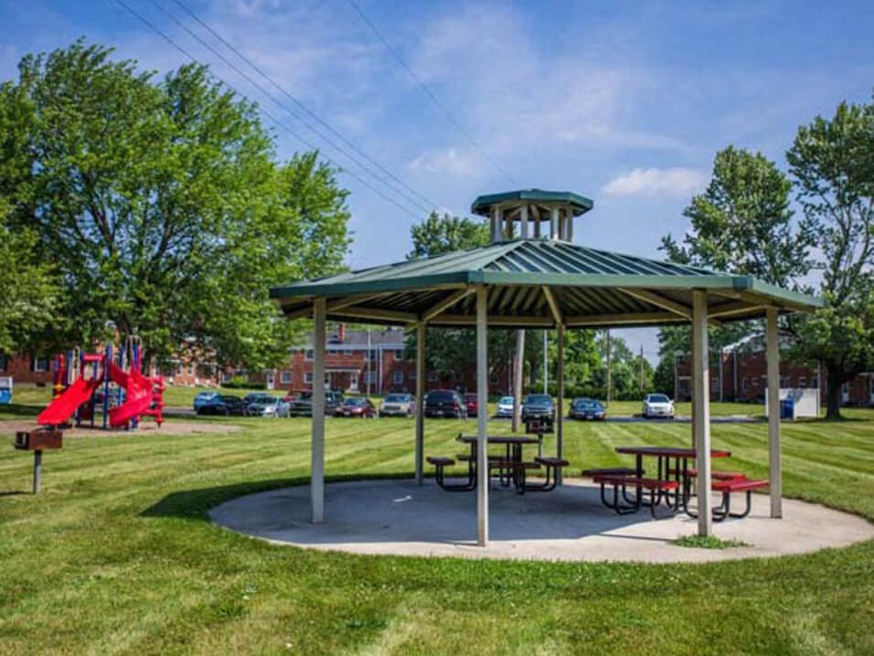 apartments in kettering oh with picnic area