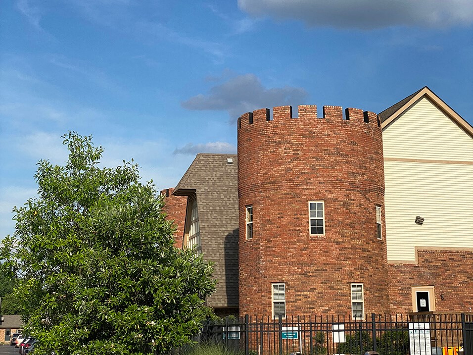 Abbey Court Apartments