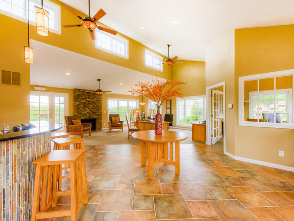 clubhouse at Village Royale Apartments