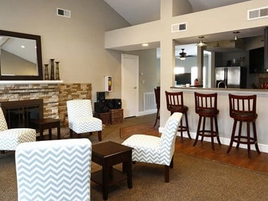 740 Residenz Parkway 1-2 Beds Apartment for Rent - Photo Gallery 1