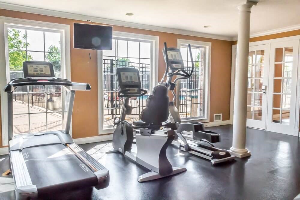 Heritage Estates Apartments fitness center