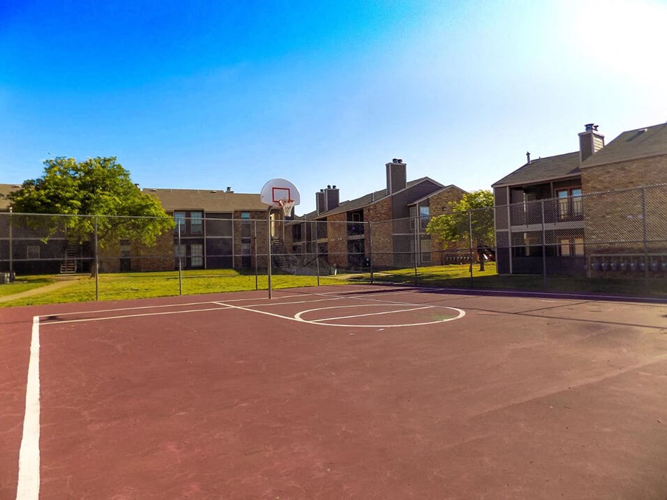 basketball court at Country Club Villas