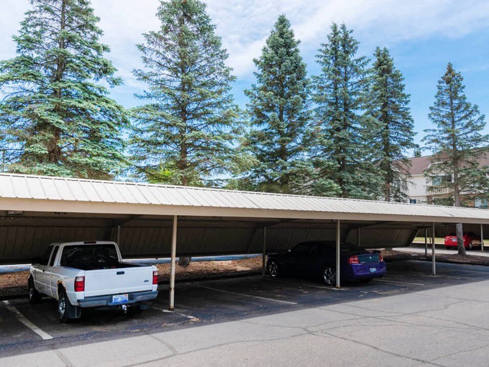 apartment carport in Waterford MI