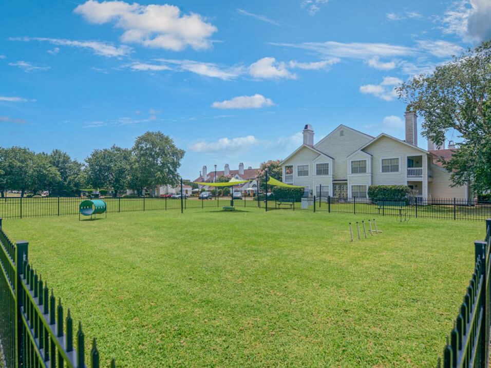 fenced in Dog park at Rosewood Apartment's 