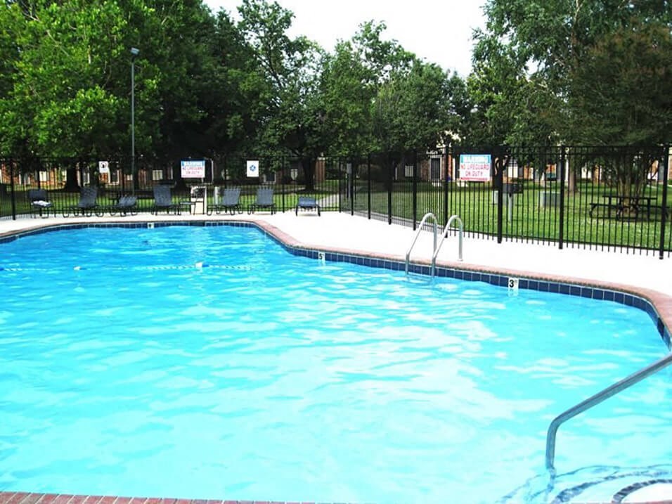outdoor swimming pool