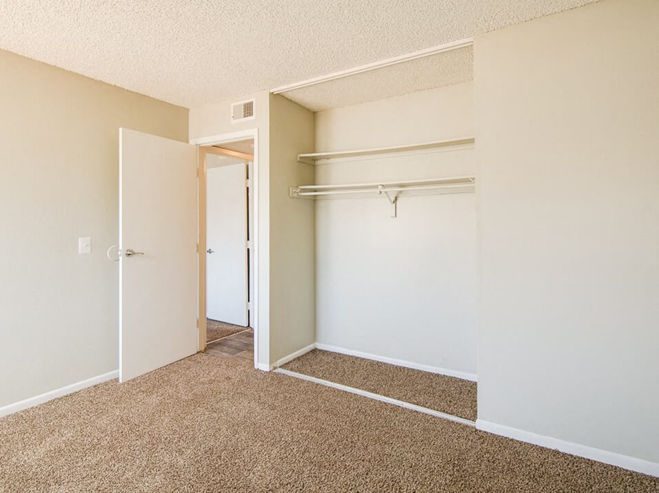 bedroom with closet in Aurora, CO