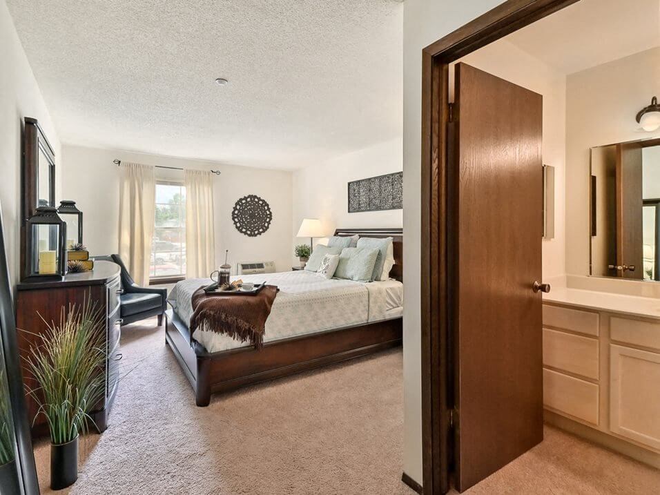 connected bathrooms to master bedroom at Fitchburg apt