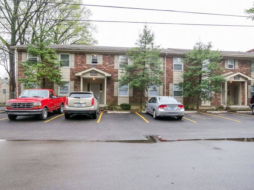 Preston Oaks Apartments, 1214 Gilmore Lane, Louisville, KY